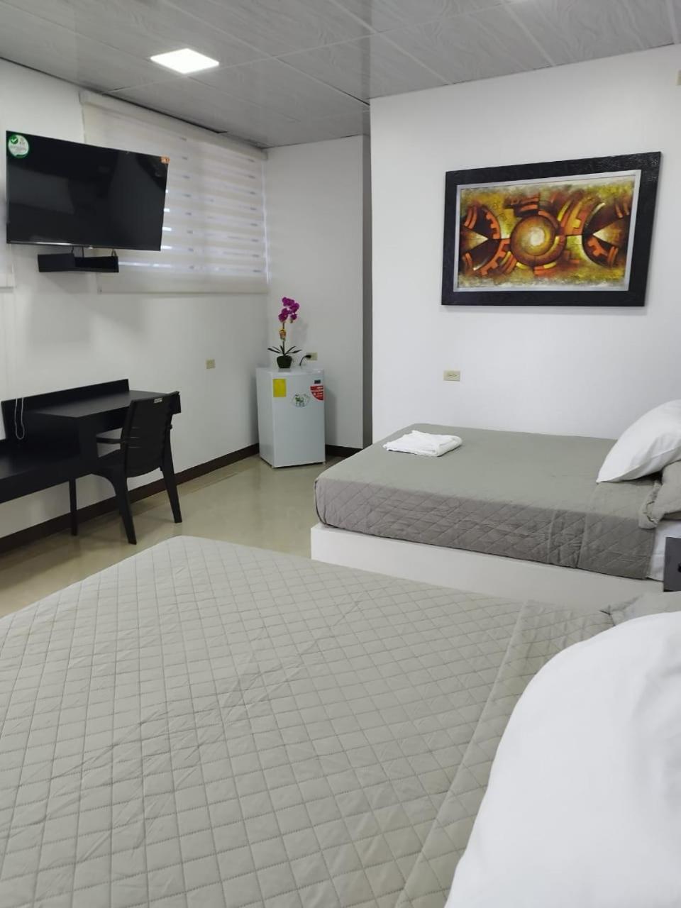 Hotel Los Algarrobos Puerto Baquerizo Moreno Eksteriør billede