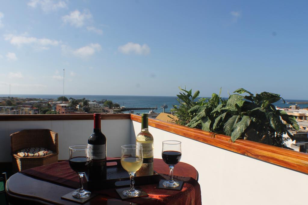 Hotel Los Algarrobos Puerto Baquerizo Moreno Eksteriør billede