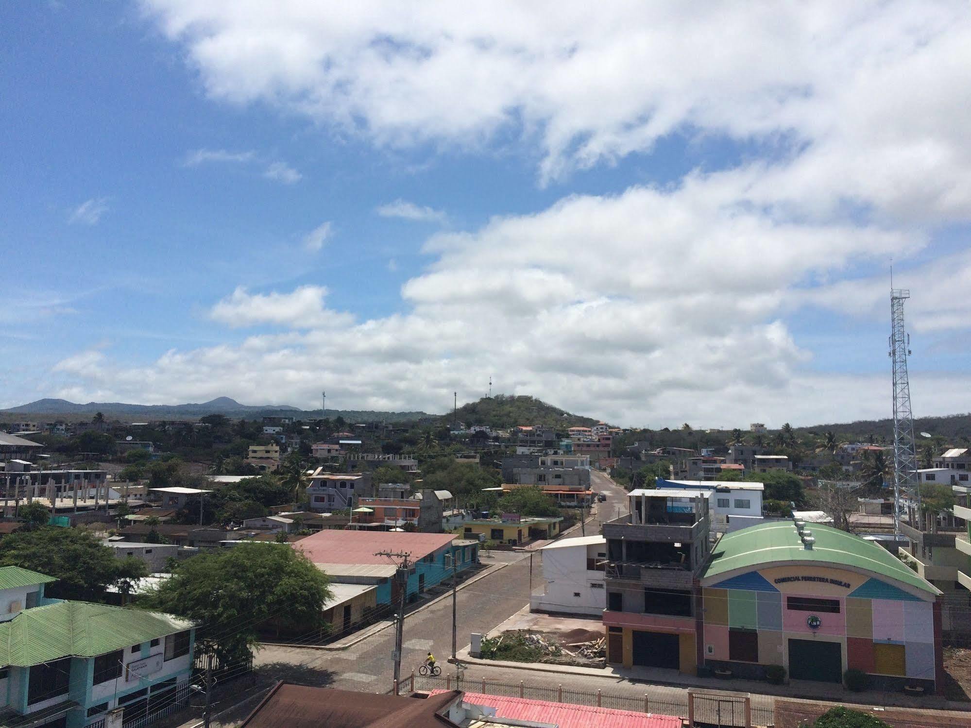 Hotel Los Algarrobos Puerto Baquerizo Moreno Eksteriør billede